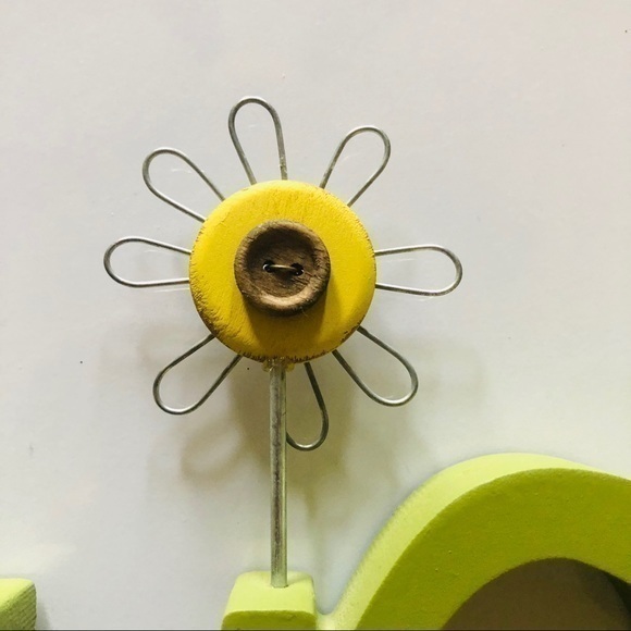 Affirmative Message - Laugh - Picture 2 of 5